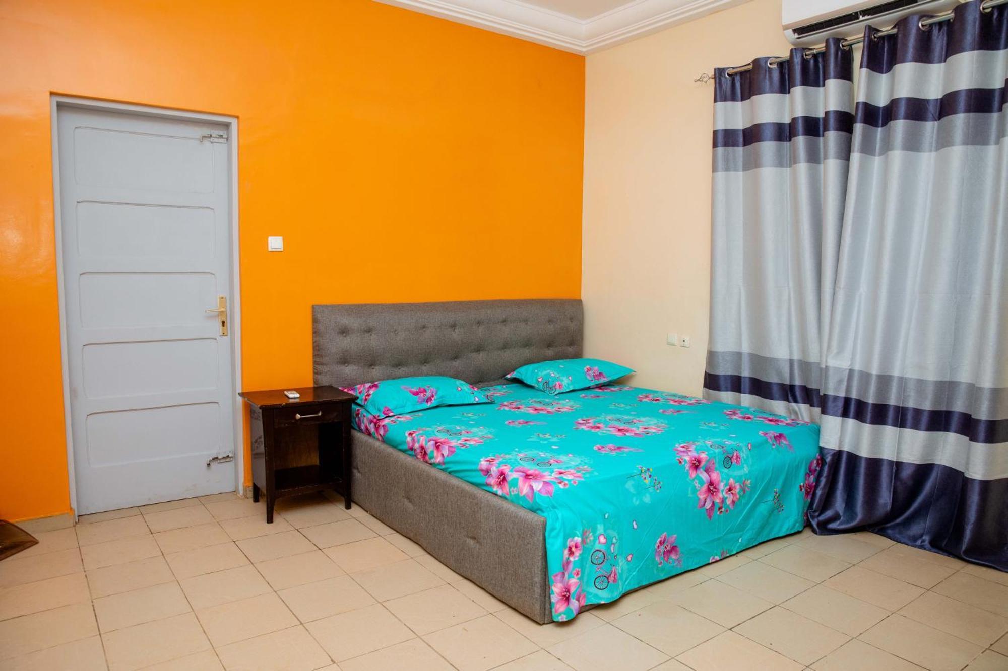 Studio Residence Condominium Lomé Esterno foto